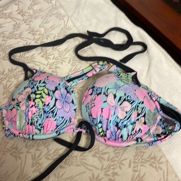 Victoria's Secret Other - Victoria secret extra extra padding and push up flower print bikini top 36b